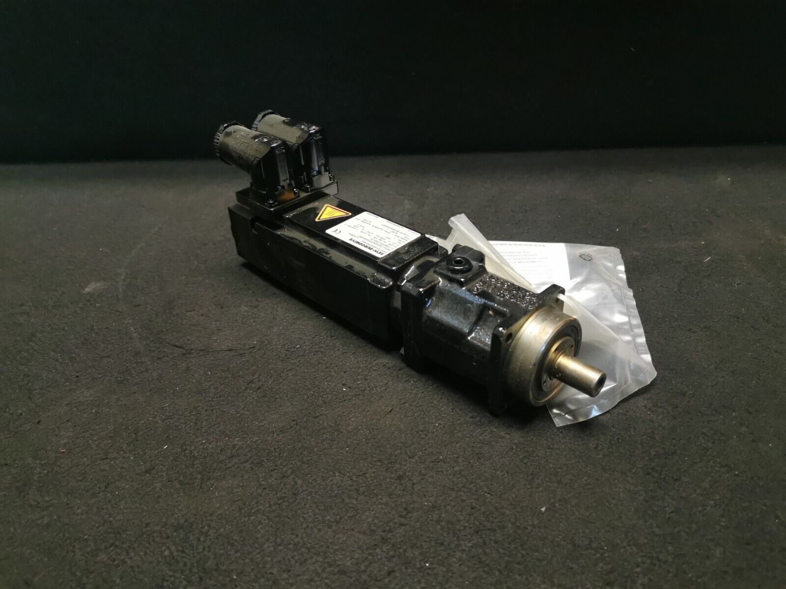 SEW PSF121 CMP40M/KY/AK0H/SM1 Servomotor