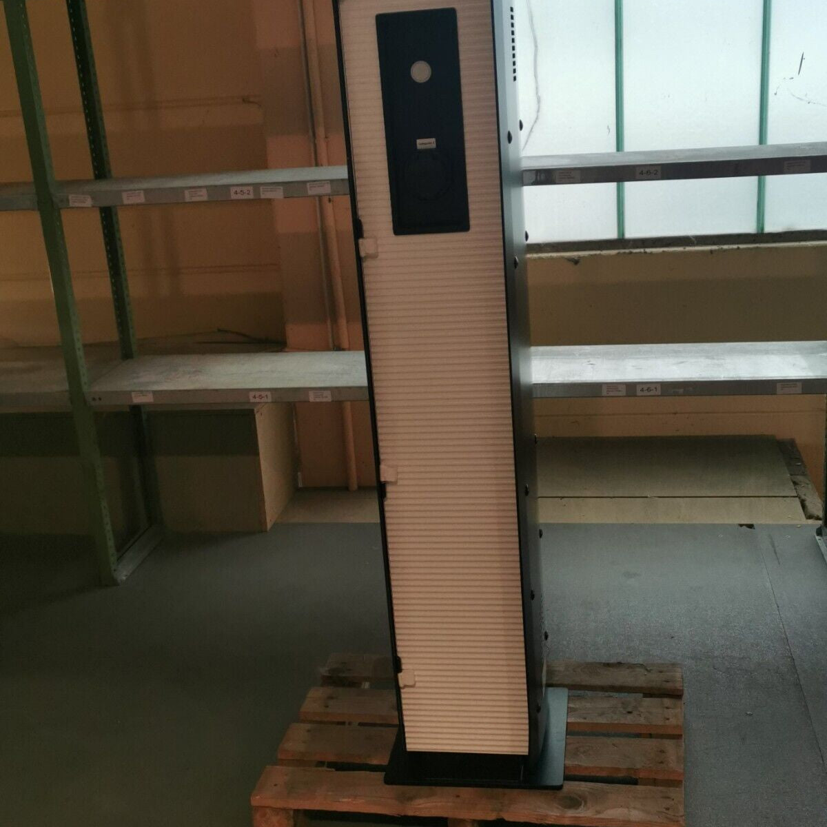 Bosecker Evolution 350 Stromladesäule E21G015520C0 Ladesäule 2x Ladepunkte Typ 2