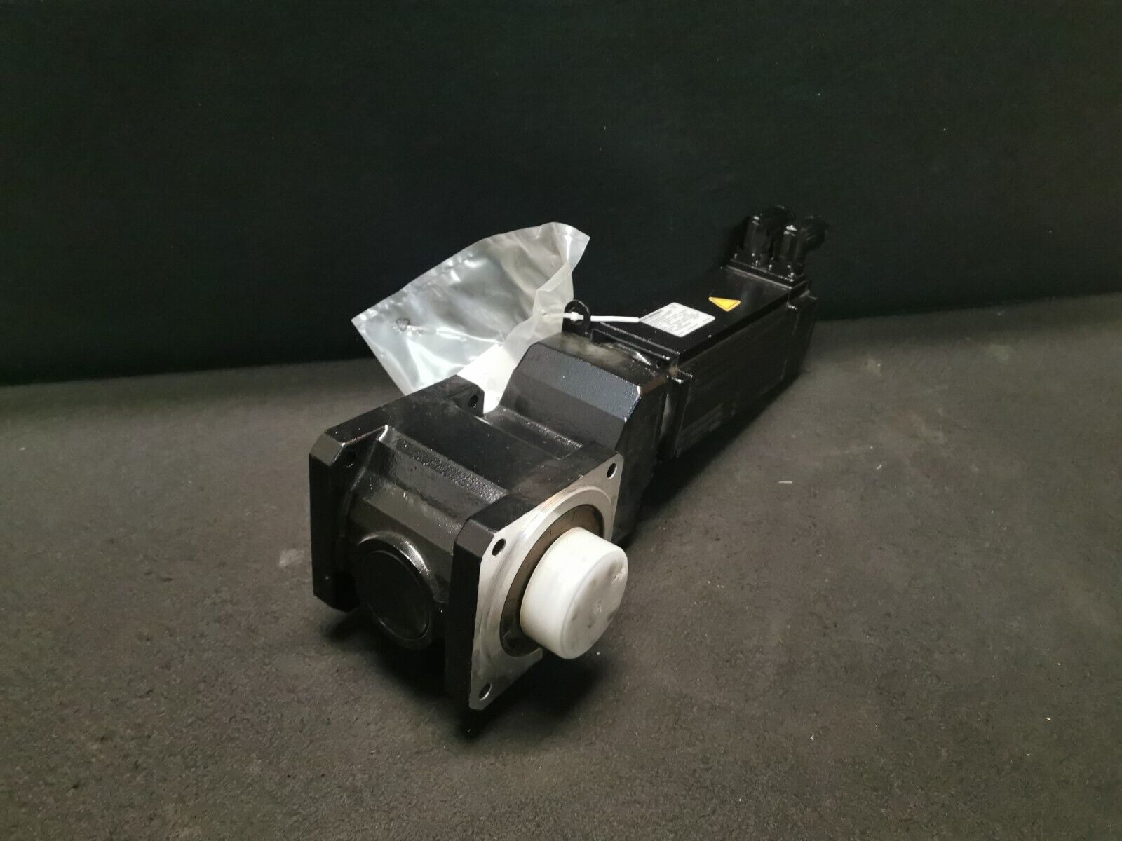 SEW BSHF302 CMP63M/BP/KY/RH1M/SB1 Servomotor