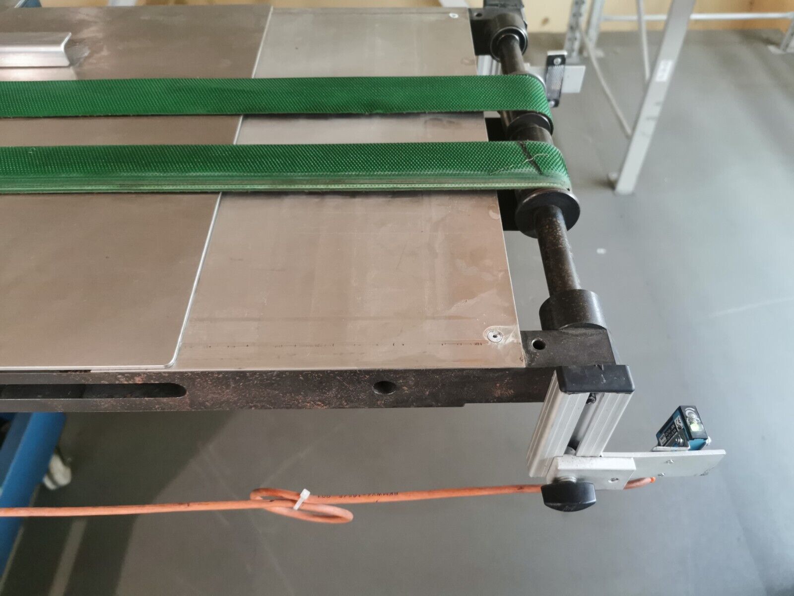 Berton Förderband Transportband Höhen und Längsverstellung Autoloader US35