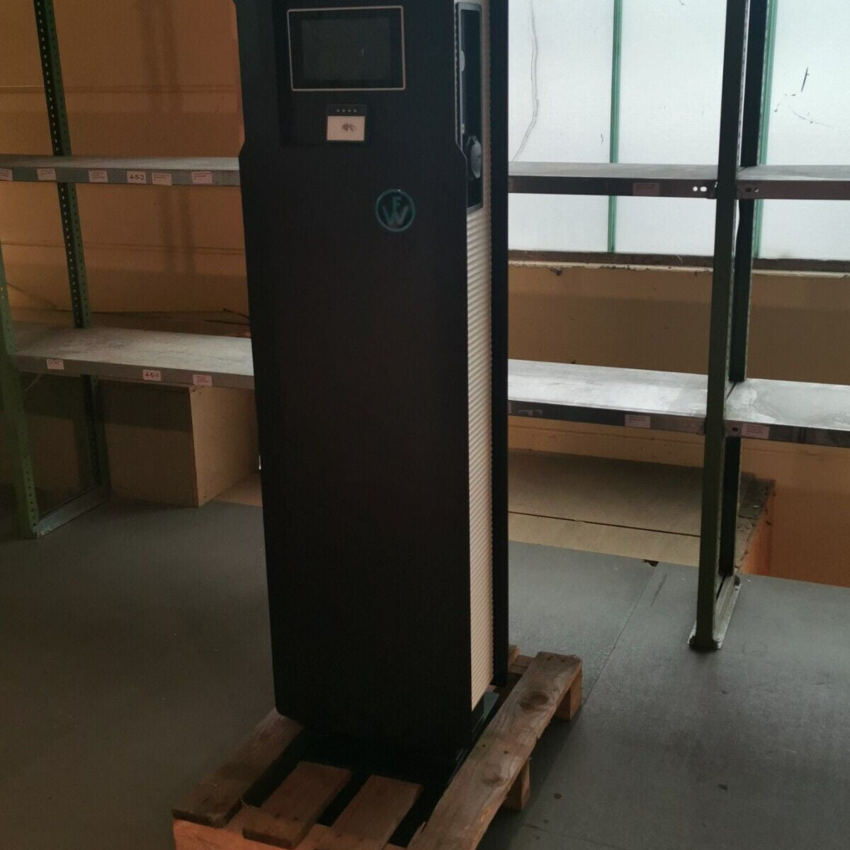 Bosecker Evolution 350 Stromladesäule E21G015520C0 Ladesäule 2x Ladepunkte Typ 2