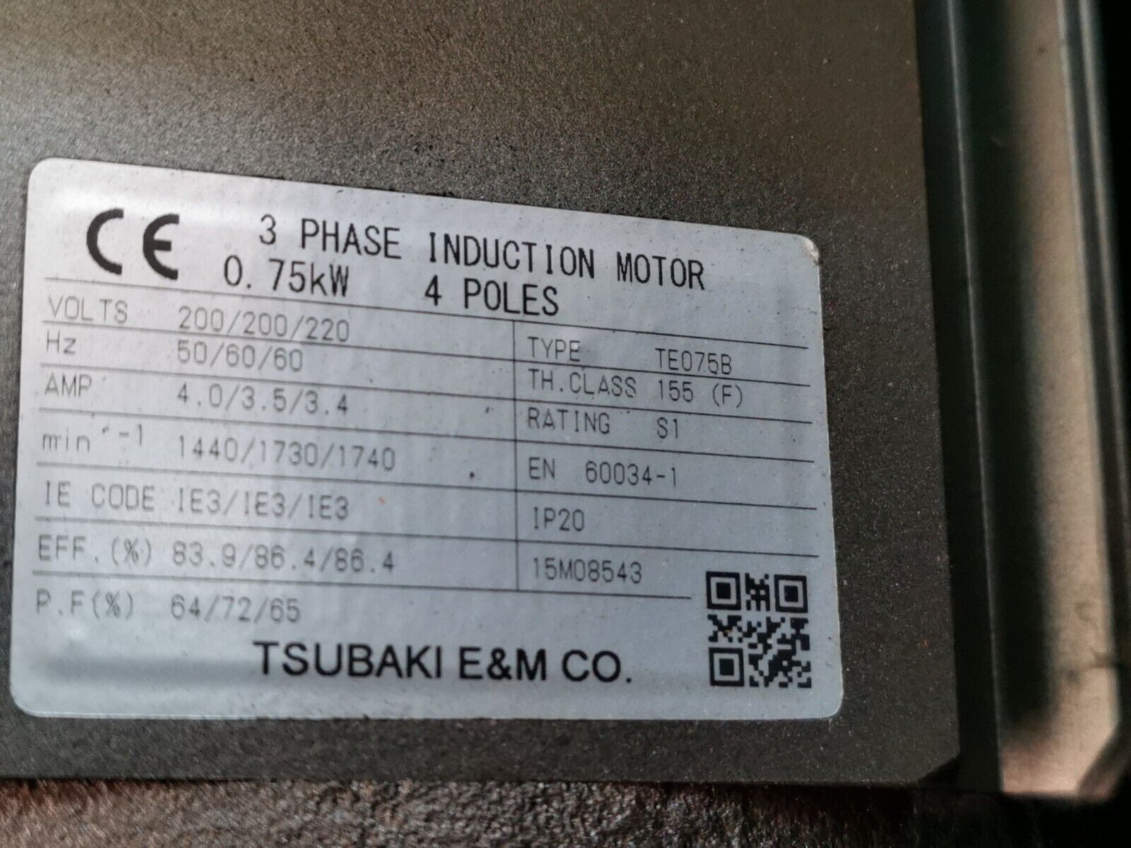 Tsubaki GEAR MOTOR GMTE075-42F165BNQ 0,75kW Übersetzung 1:165