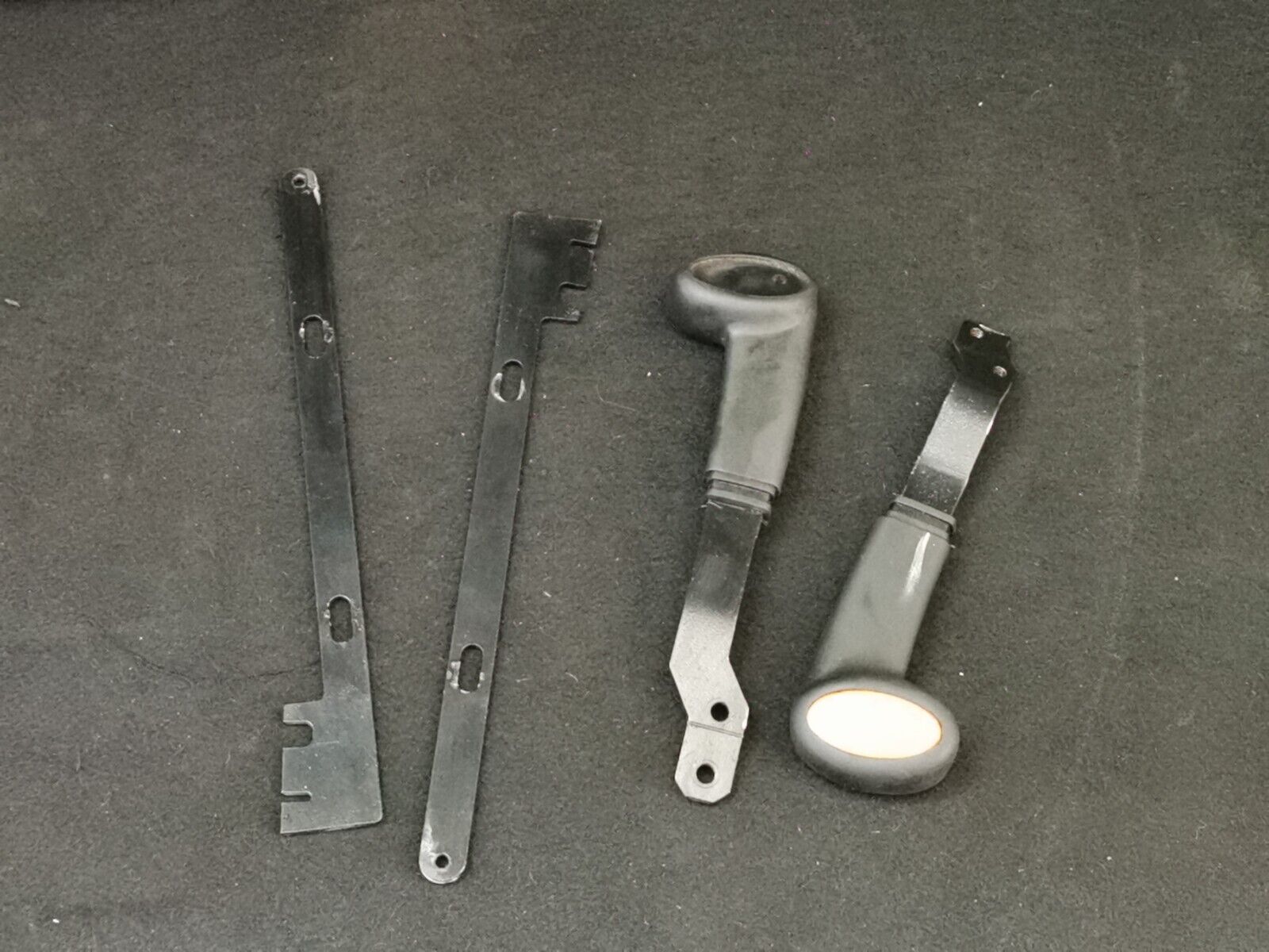 Yale ERP 25 ALF 2145 Triplexmast Gabelstapler mit Ladegerät