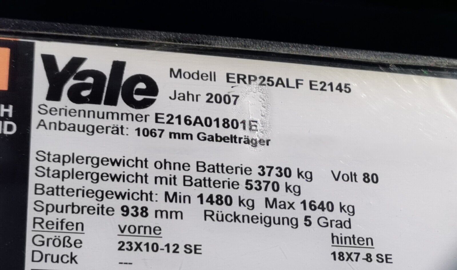 Yale ERP 25 ALF 2145 Triplexmast Gabelstapler mit Ladegerät