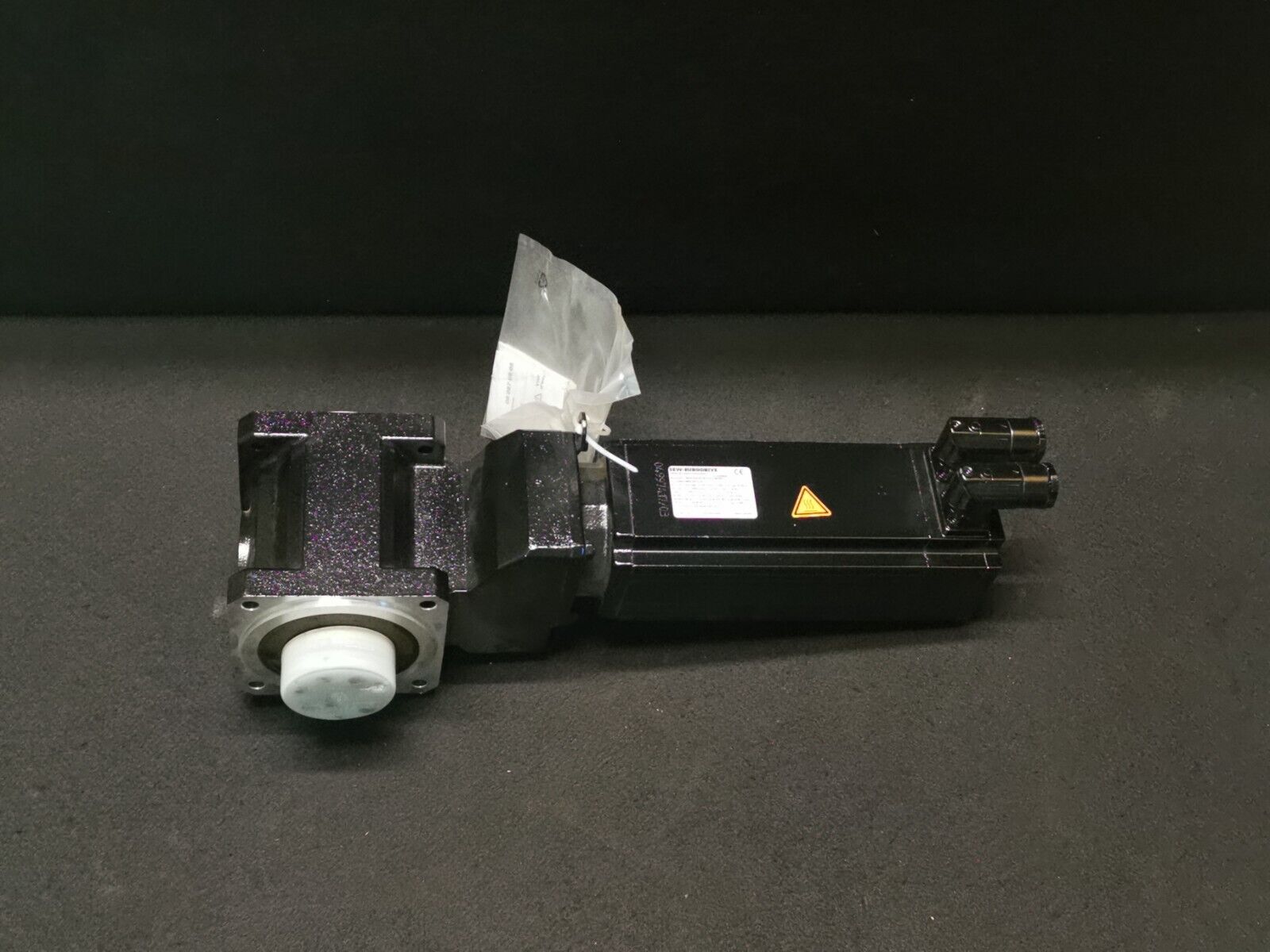 SEW BSHF302 CMP63M/BP/KY/RH1M/SB1 Servomotor