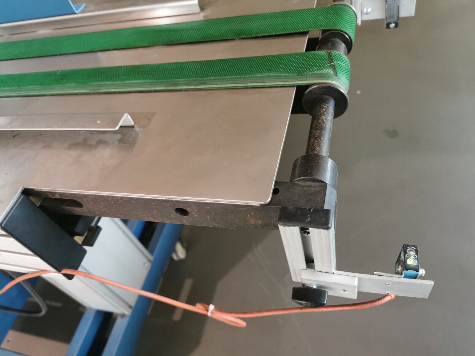 Berton Förderband Transportband Höhen und Längsverstellung Autoloader US35