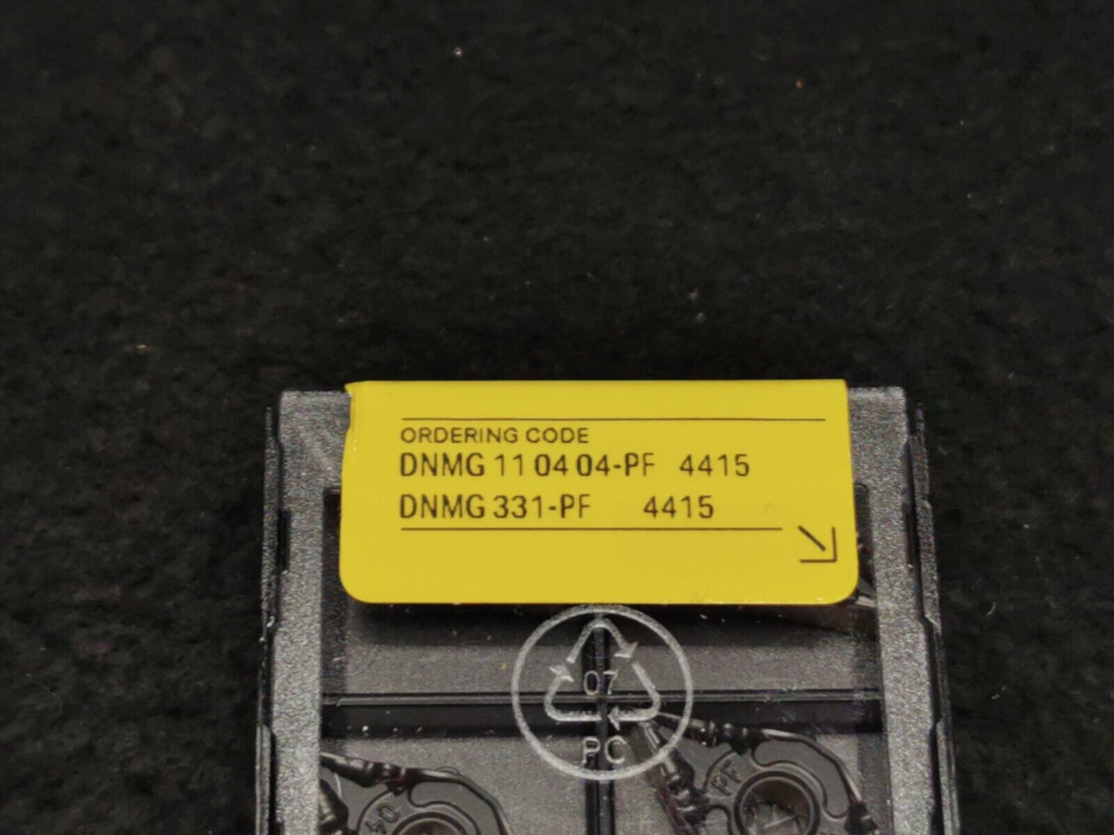 Sandvik DNMG 11 04 04-PF 4415 Wendeschneidplatten zum Drehen