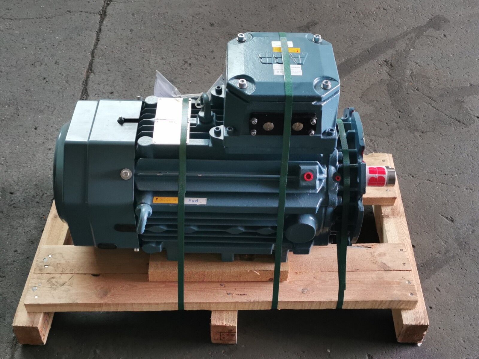 ABB M3KP 180 MLB 4 / 3G1P203700562 22kW